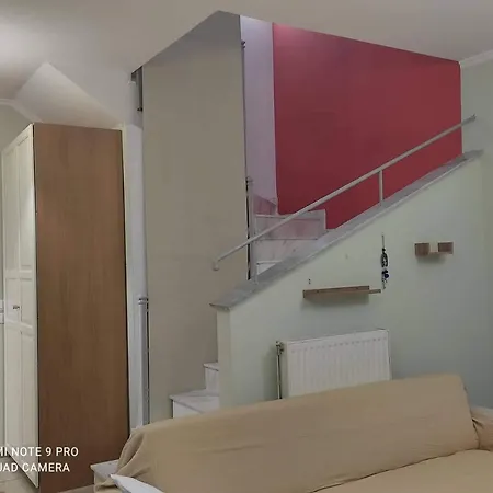 Breeze άνετη διώροφη από 4 έως 9 επισκέπτες