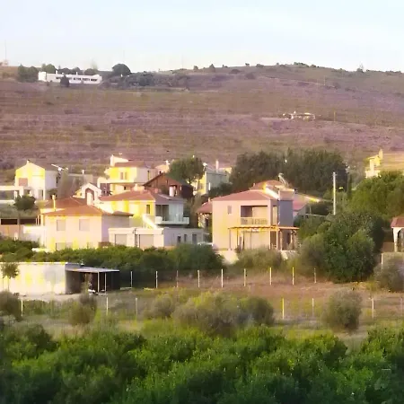 Breeze άνετη διώροφη από 4 έως 9 επισκέπτες