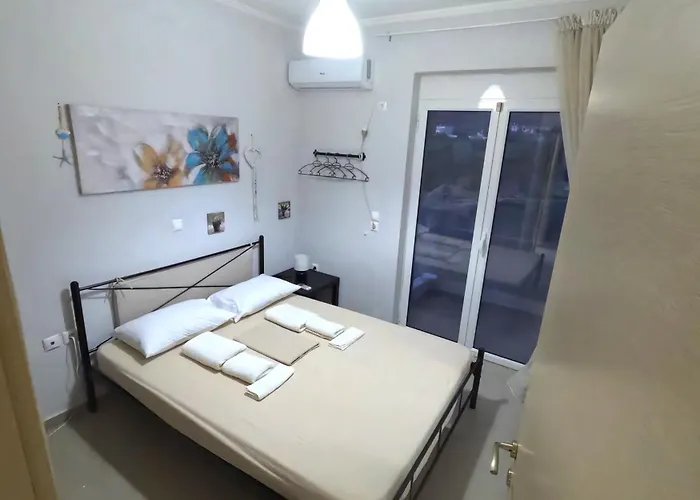 Breeze άνετη διώροφη από 4 έως 9 επισκέπτες